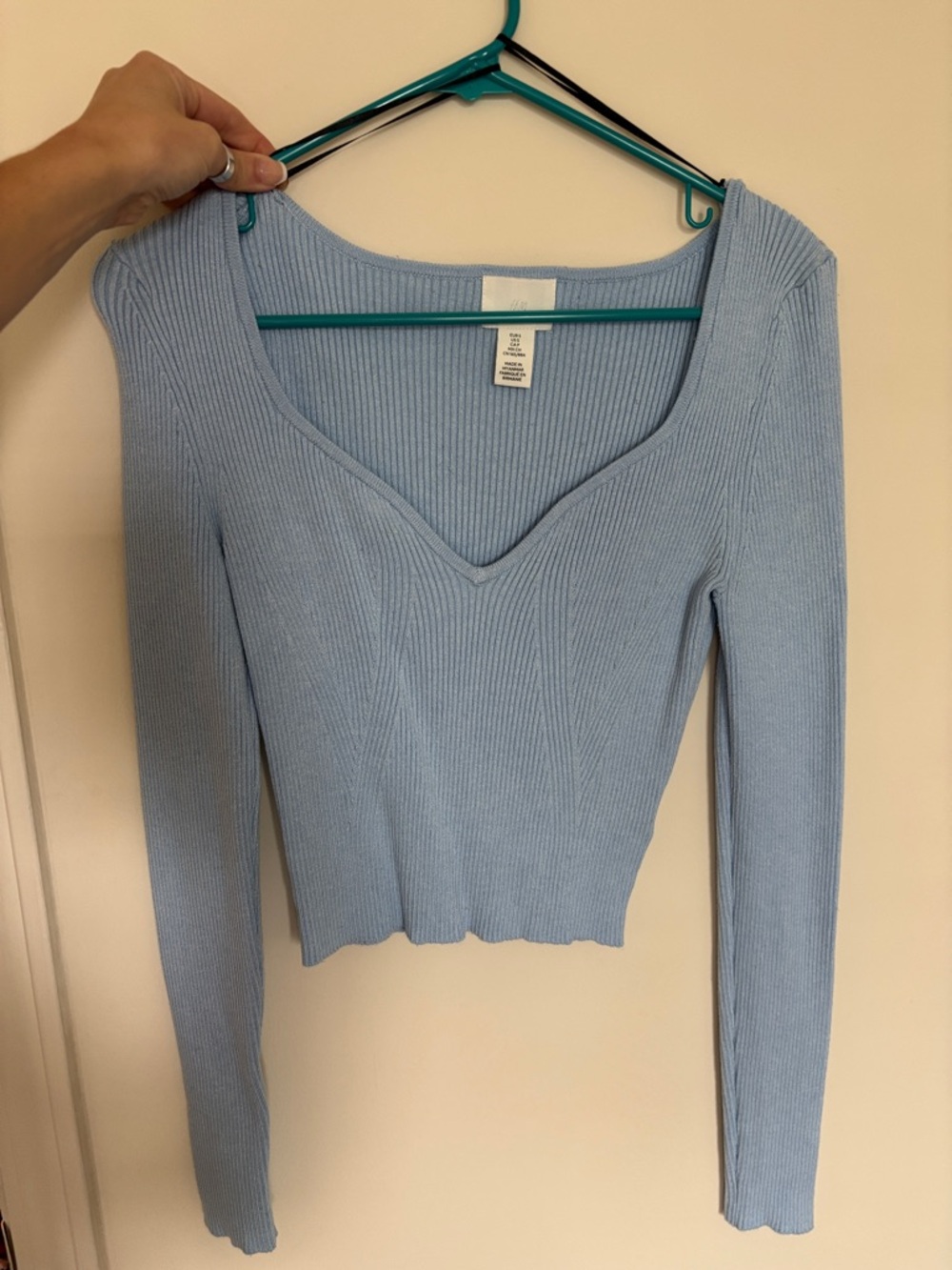 H&M Light Blue Ribbed V-Neck Long Sleeve Sweater